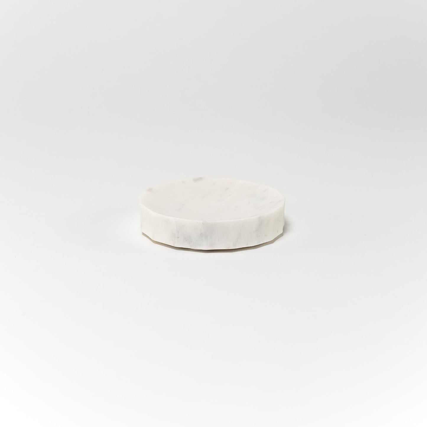 faceted marble soap dish - white